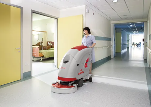 Comac's walk-behind range is turned on its head, with new designs, more silence and simplicity